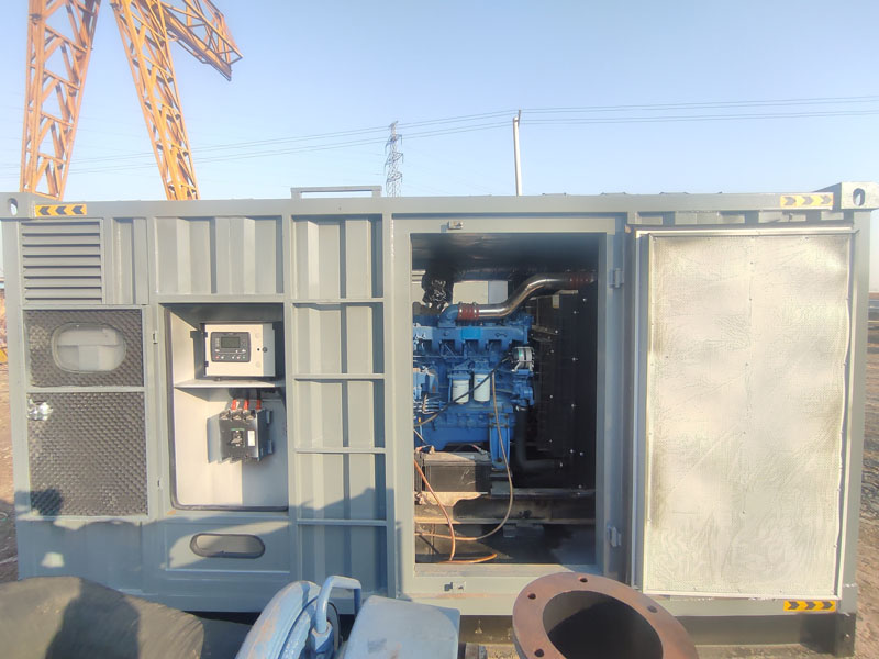 巴中柴油发电机组的机油多久更换一次比较合适？