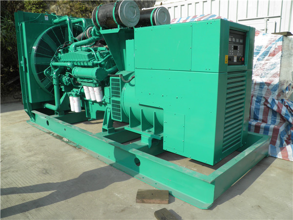 巴中发电车出租-柴油发电机散热器怎样散热